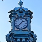 Orologiul (ceasul) din Piața Traian